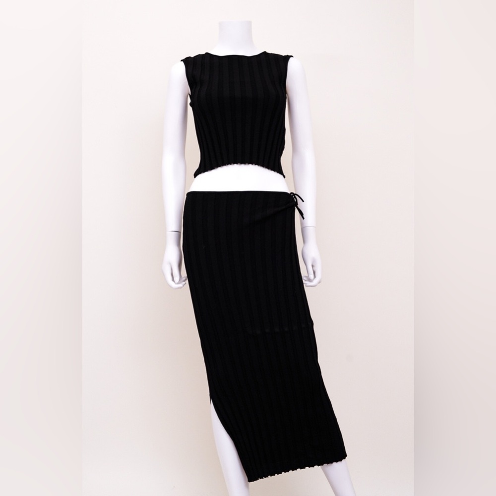 Aya Muse Black Rib Knit Midi Dress Two-Piece Set
